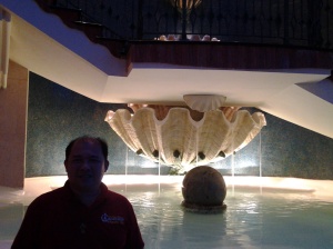 Me at the Atlantis Hotel Aquarium-Dubai